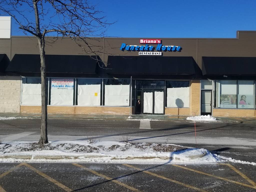 Brianas pancake house | restaurant | 6680 Barrington Rd, Hanover Park, IL 60133, USA | 6309563244 OR +1 630-956-3244