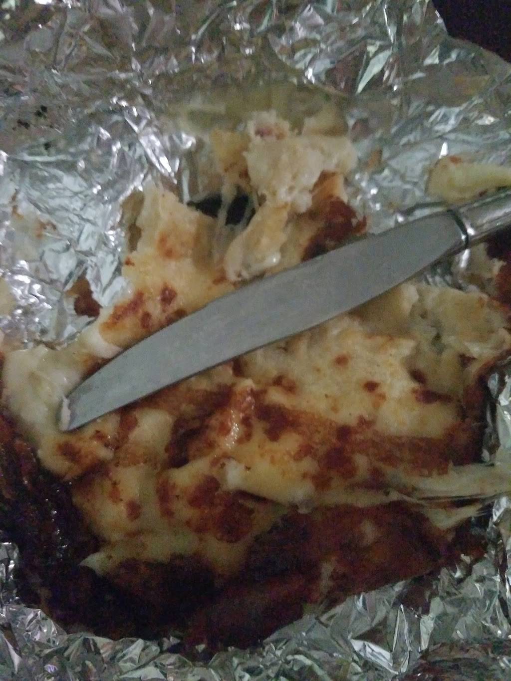 Pupuseria Daysi | restaurant | 200 W Buttonwood St, Reading, PA 19601, USA | 4847210774 OR +1 484-721-0774