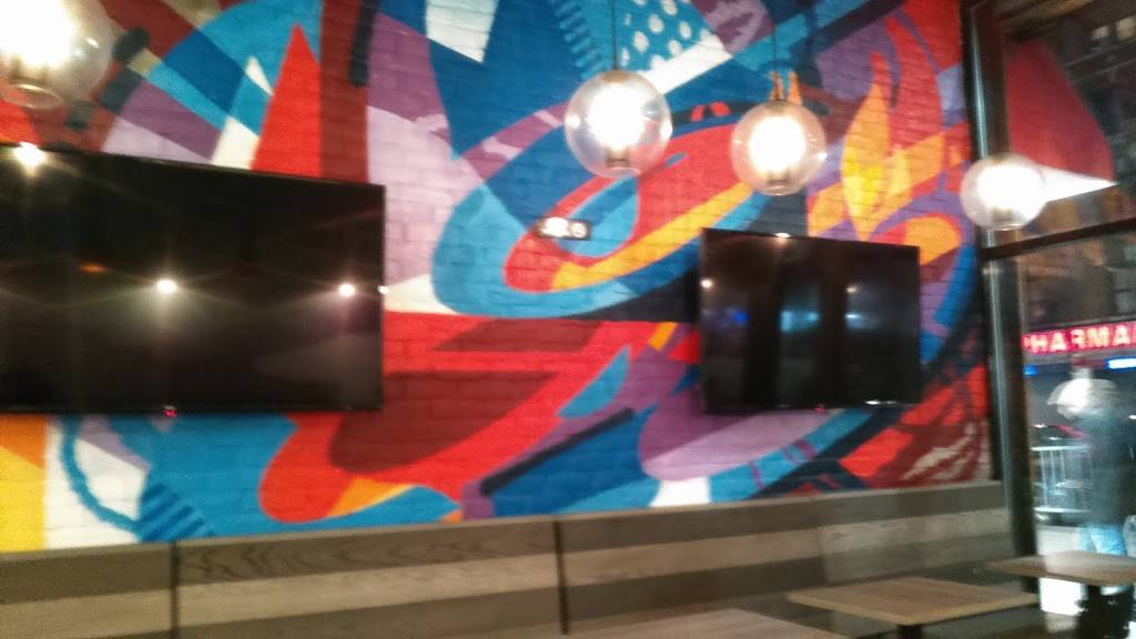 Taco Bell Cantina | meal takeaway | 560 W 207th St, New York, NY 10034, USA | 6464490020 OR +1 646-449-0020