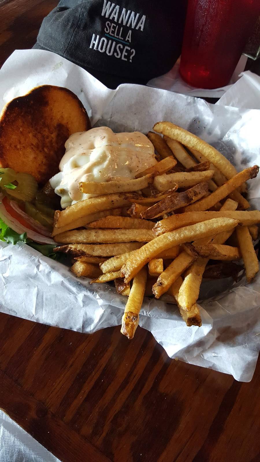 Double Eagle Grill & Bar | restaurant | 111 N Sycamore St, Aberdeen, NC 28315, USA | 9107570025 OR +1 910-757-0025