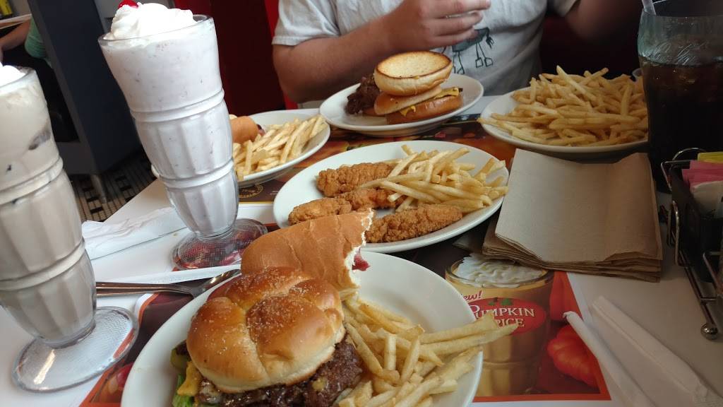 Steak n Shake | restaurant | 16110 S Harlem Ave, Tinley Park, IL 60477, USA | 7088029372 OR +1 708-802-9372