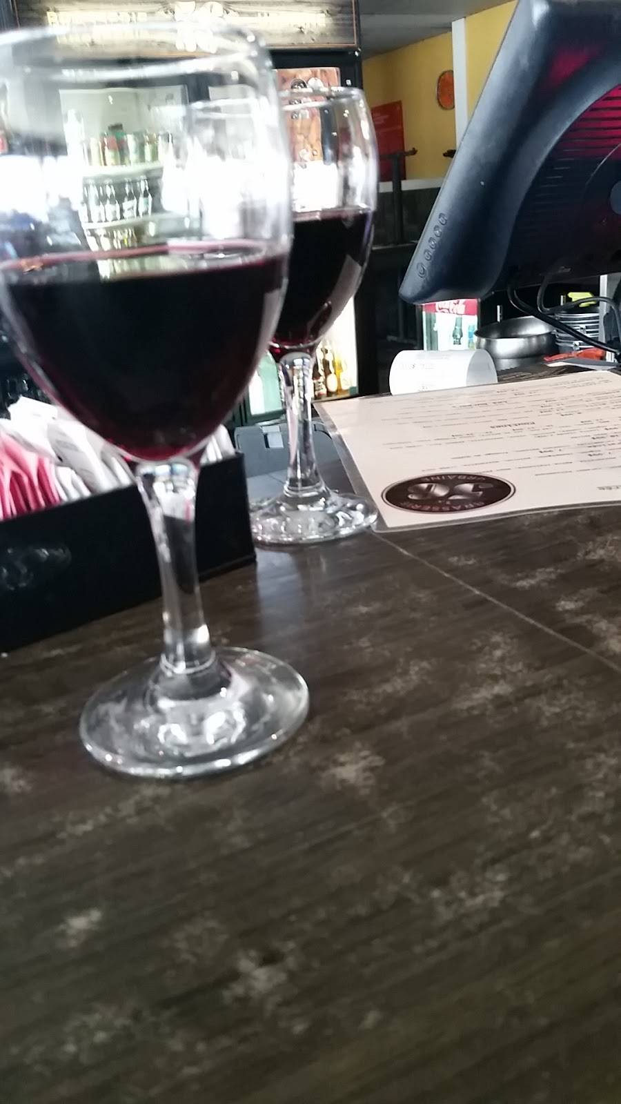 Le 56 Brasserie Urbaine | restaurant | 550 Boulevard Père-Lelièvre, Québec, QC G1M 3R2, Canada | 4186881202 OR +1 418-688-1202