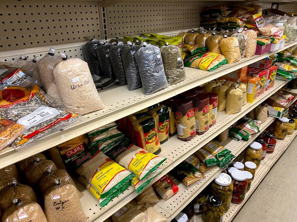 Caravan Mideastern Foods | restaurant | 2817 N Country Club Rd, Tucson, AZ 85716, USA | 5203236808 OR +1 520-323-6808