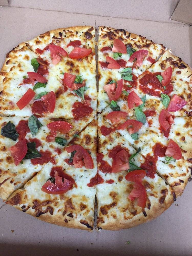 Da Crust Pizza & Liquor Store | restaurant | 13444 California St, Yucaipa, CA 92399, USA | 9099180084 OR +1 909-918-0084