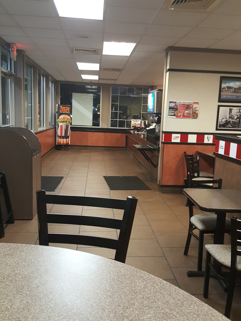 KFC | restaurant | 5109 Moffett Rd, Mobile, AL 36618, USA | 2513439750 OR +1 251-343-9750
