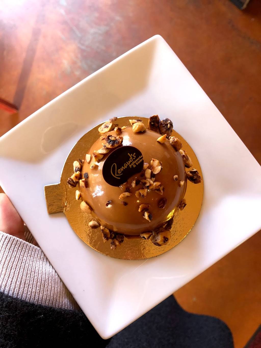 Renauds Bakery and Bistro | bakery | 3305 State St, Santa Barbara, CA 93105, USA | 8056877565 OR +1 805-687-7565