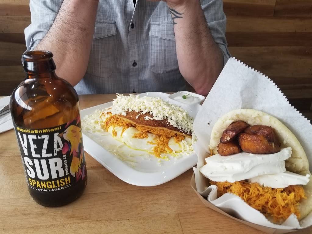 Saman Arepas | restaurant | 4709 NW 79th Ave, Doral, FL 33166, USA | 7863911297 OR +1 786-391-1297