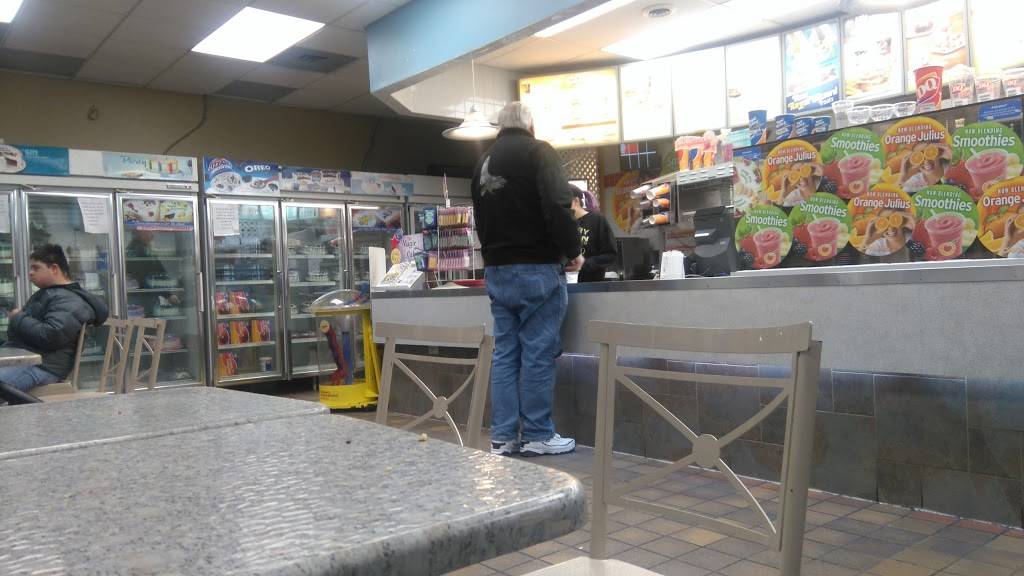 Dairy Queen Grill & Chill | restaurant | 120 Ottawa St N, Kitchener, ON N2H 3K5, Canada | 5197449220 OR +1 519-744-9220