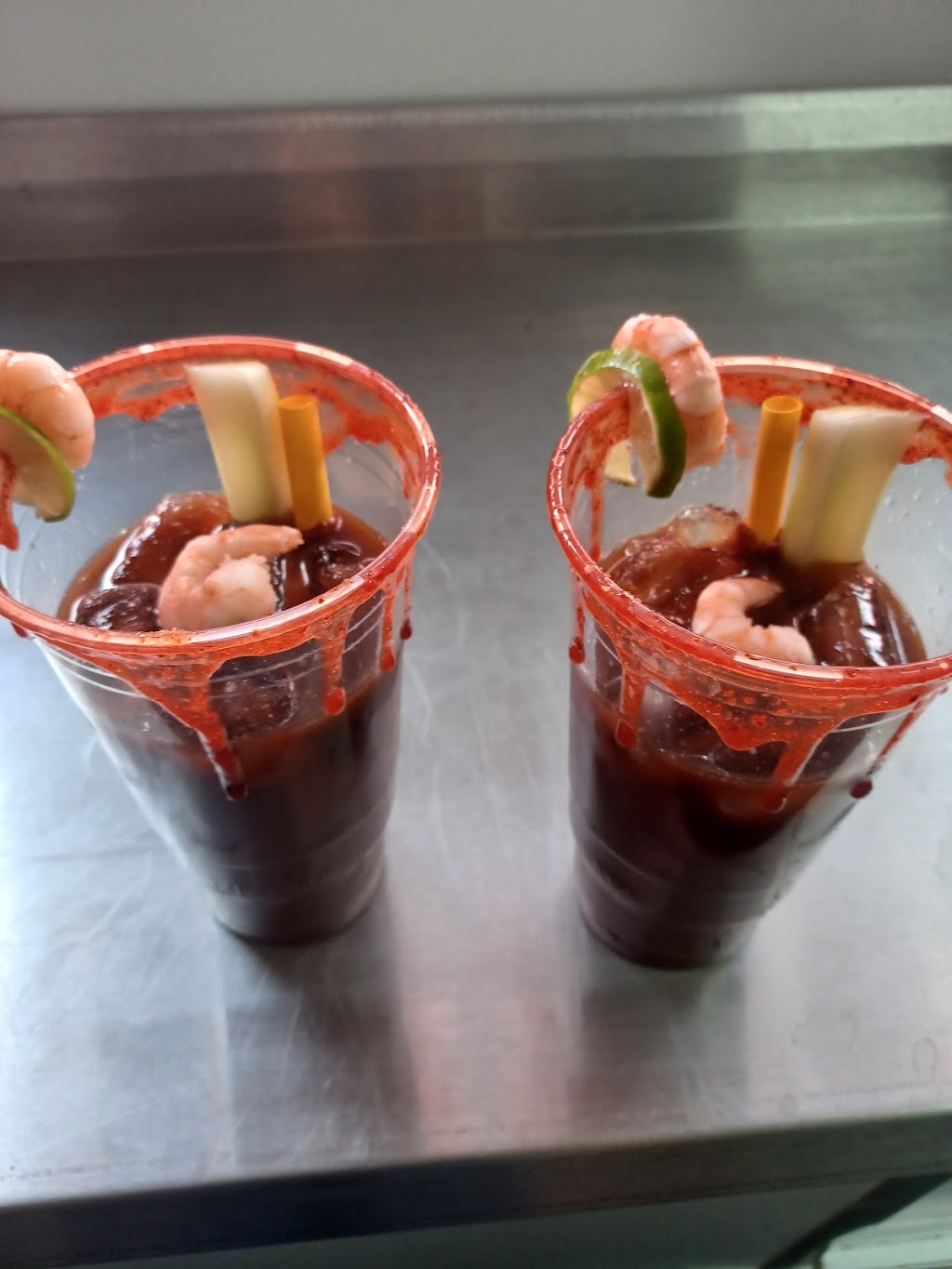 Mariscos el Chinola | restaurant | South 91st Avenue &, W Lower Buckeye Rd, Tolleson, AZ 85353, USA | 4806929933 OR +1 480-692-9933