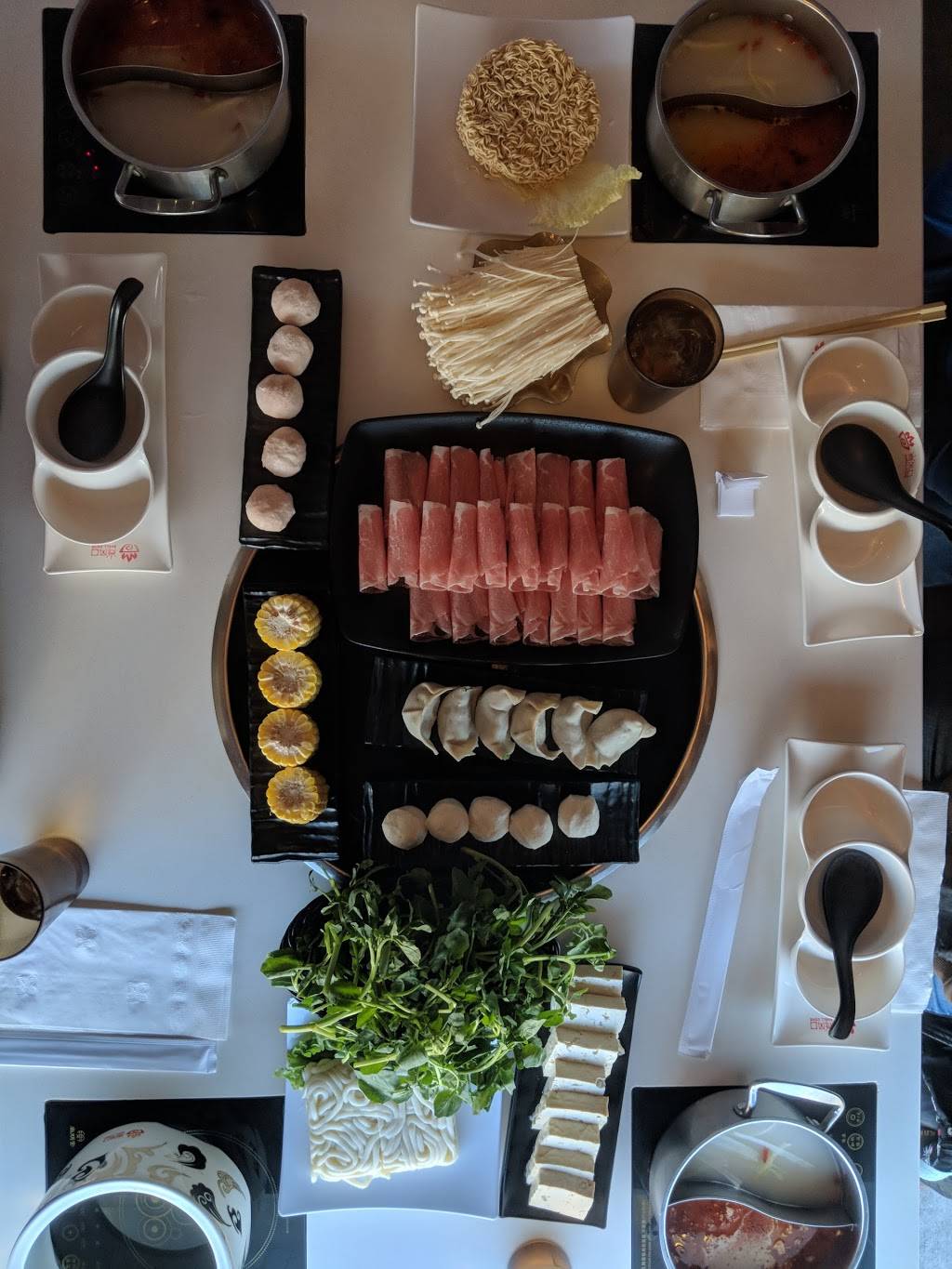 Shell Cove | restaurant | 83-02 Broadway, Elmhurst, NY 11373, USA | 7185026668 OR +1 718-502-6668