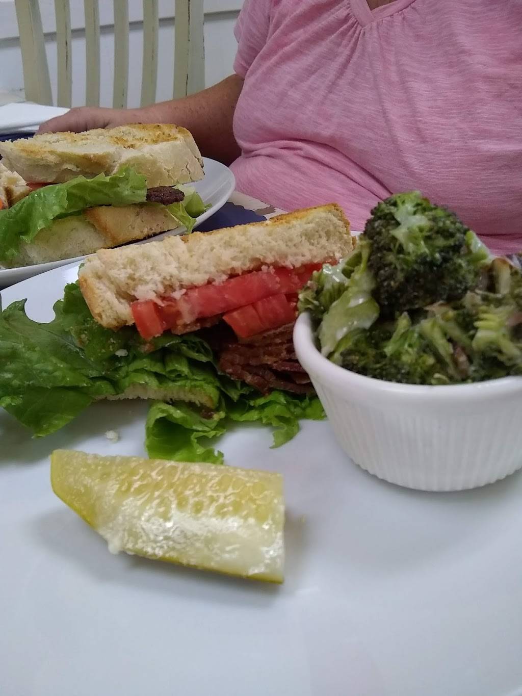 Georges Gourmet Cookies and Catering | bakery | 501 Orlando Ave #243, Winter Park, FL 32789, USA | 4076221499 OR +1 407-622-1499