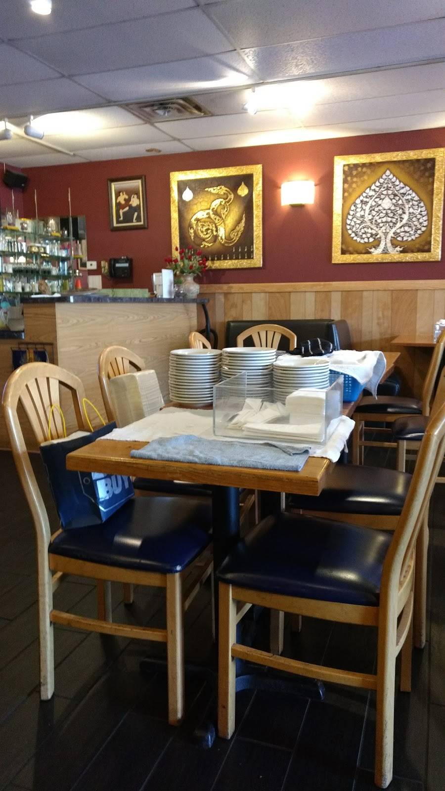 Siam Pasta | restaurant | 7416 N Western Ave, Chicago, IL 60645, USA | 7732740579 OR +1 773-274-0579