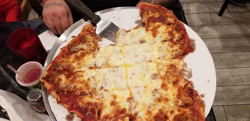 Villa Rosa Pizza | meal delivery | 5786 S Archer Ave, Chicago, IL 60638, USA | 7735858367 OR +1 773-585-8367