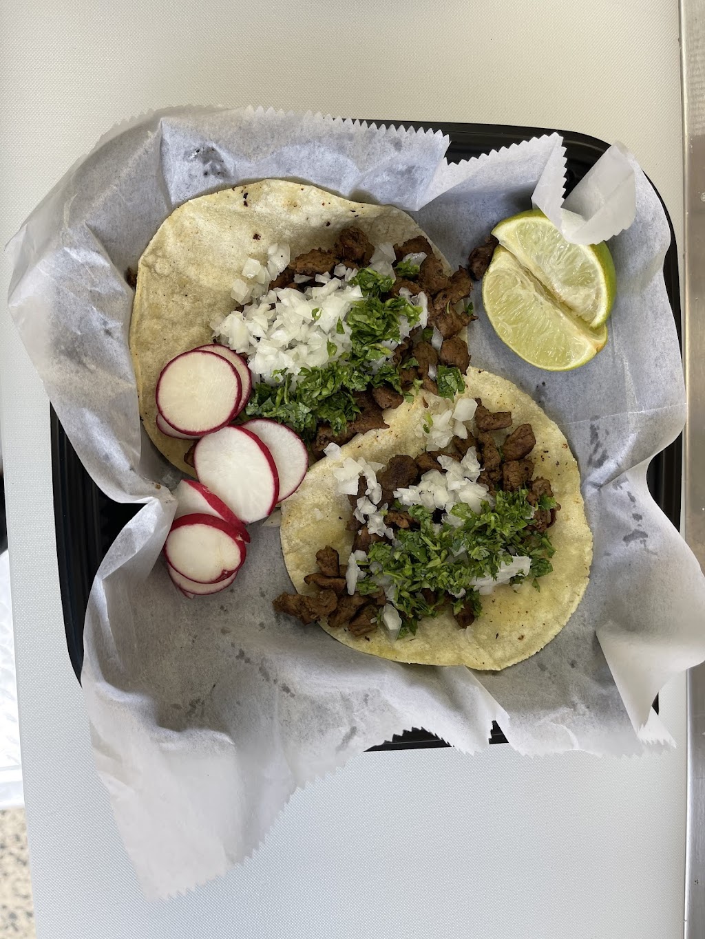 Lili’s kitchen Latin flavor | restaurant | 8201 Pulaski Hwy, Rosedale, MD 21237, USA | 9842426010 OR +1 984-242-6010