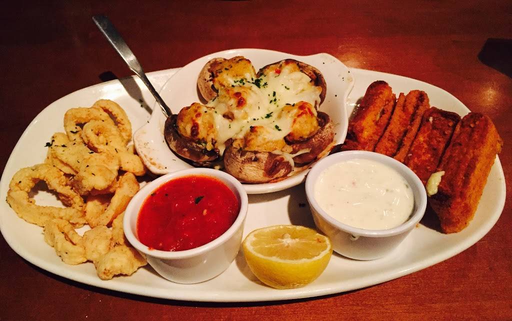 Olive Garden Italian Restaurant | meal takeaway | 10144 Philips Hwy, Jacksonville, FL 32256, USA | 9042924845 OR +1 904-292-4845