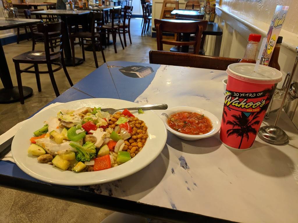 Wahoos Fish Taco | restaurant | 3000 Bristol St, Costa Mesa, CA 92626, USA | 7144350130 OR +1 714-435-0130