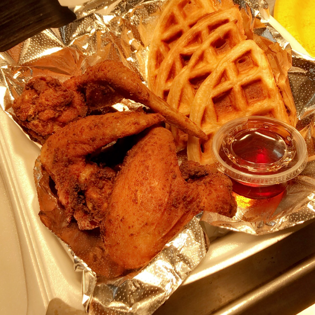 Mr Munchies | restaurant | 3107 W 71st St, Chicago, IL 60629, USA | 7734982313 OR +1 773-498-2313