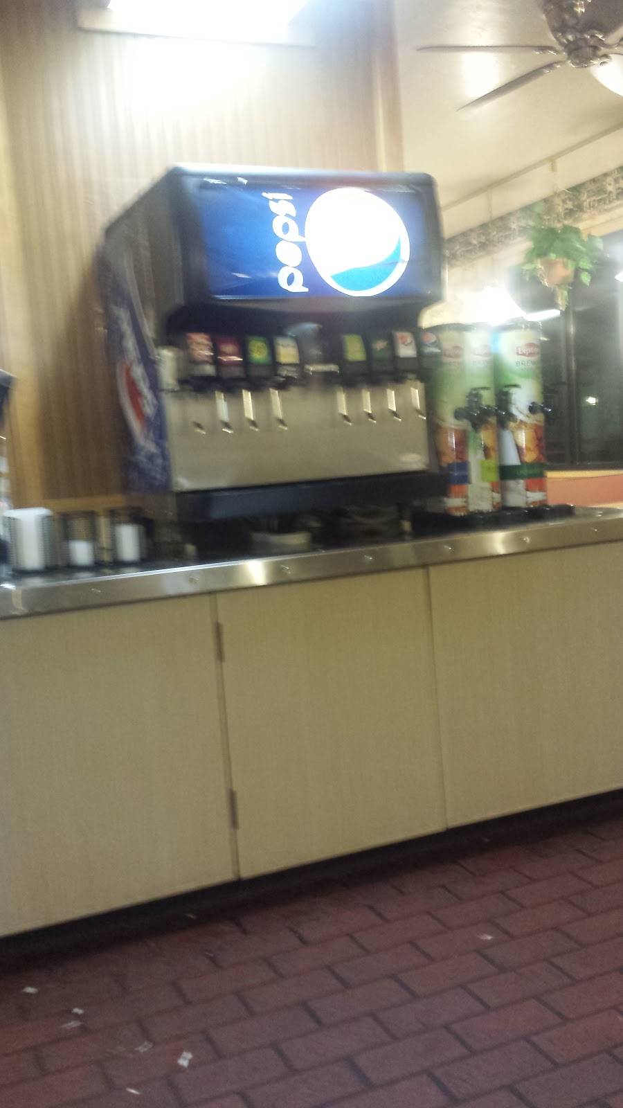 Dairy Queen | restaurant | 235 N Broadway St, New Philadelphia, OH 44663, USA | 3303642220 OR +1 330-364-2220