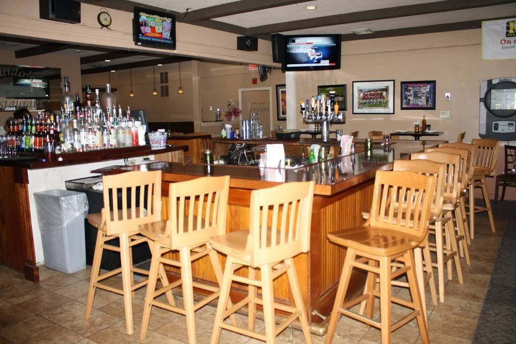 Novatos Bar and Grill | restaurant | 218 Dedham St, Norfolk, MA 02056, USA | 5083845122 OR +1 508-384-5122