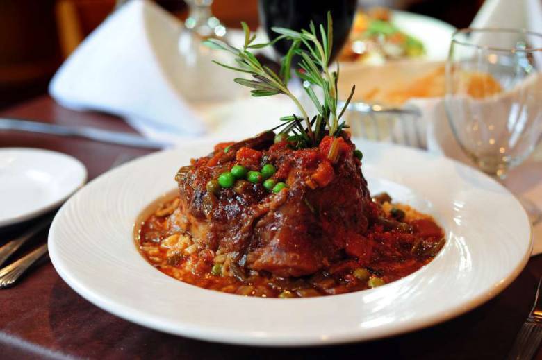 Villa Bella | restaurant | 6050 Burke Commons Rd, Burke, VA 22015, USA | 7032393580 OR +1 703-239-3580