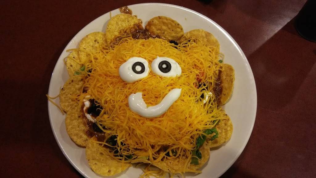 Gold Star Chili | restaurant | 326 S Washington St, Versailles, IN 47042, USA | 8126897318 OR +1 812-689-7318