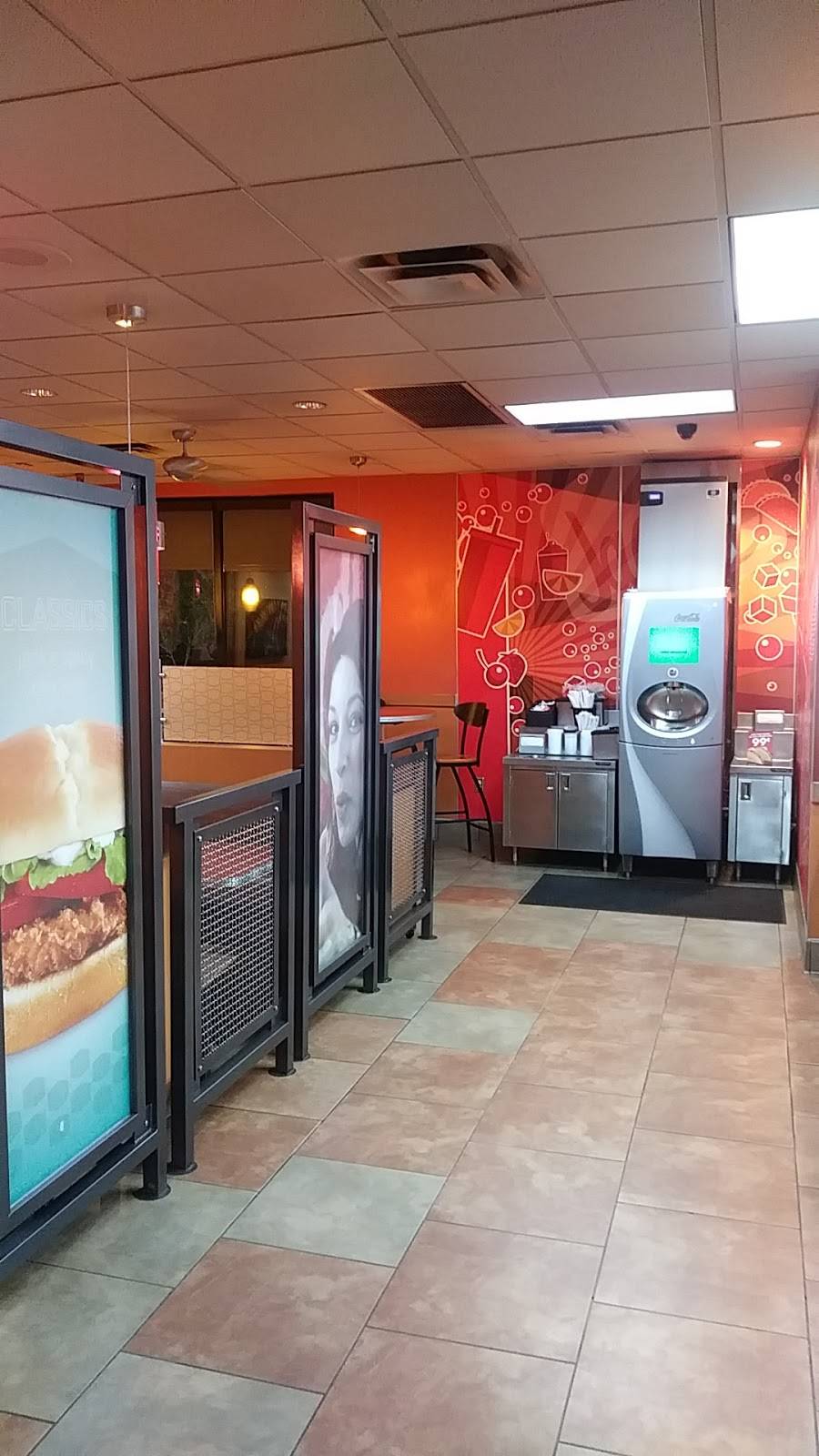 Jack in the Box | restaurant | 3601 Old Spanish Trail, Houston, TX 77021, USA | 7137471046 OR +1 713-747-1046