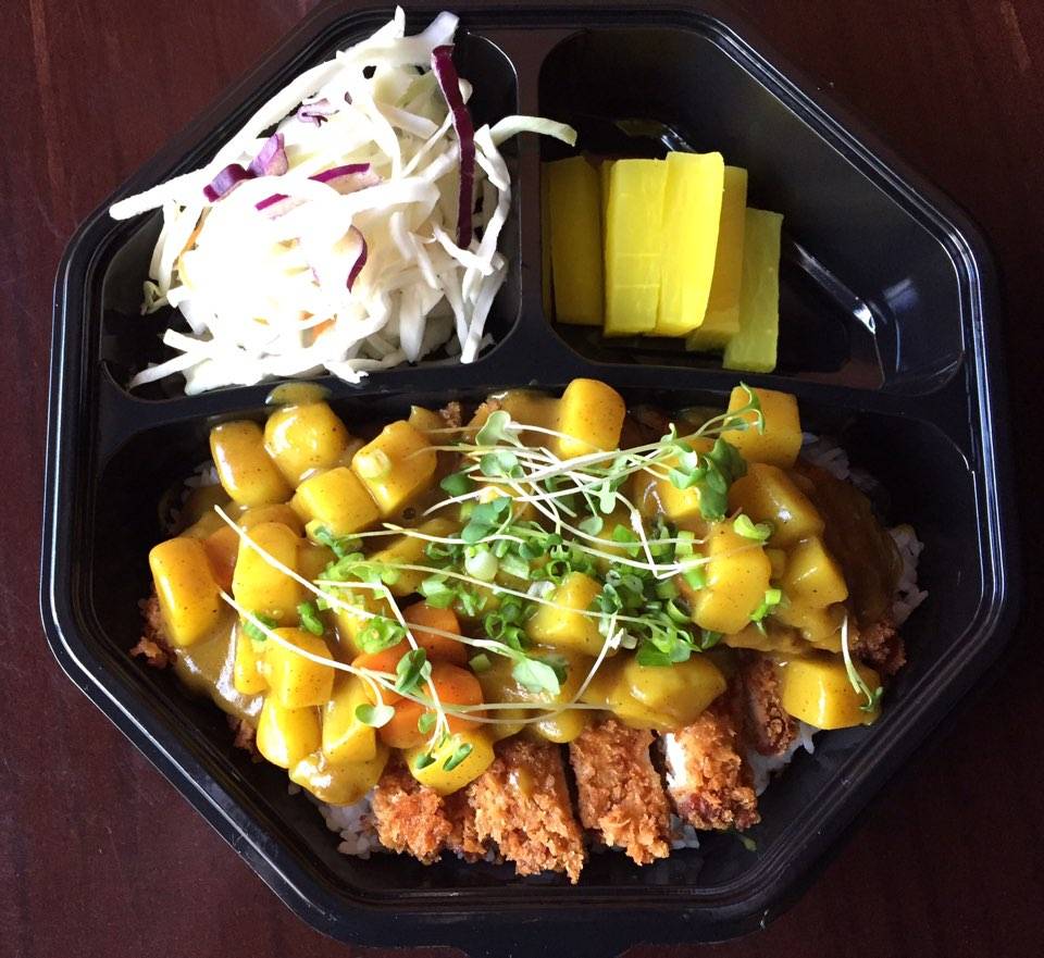 Mon Ami - Somerled | restaurant | 6290 Avenue Somerled, Montréal, QC H3X 2B6, Canada | 5144392580 OR +1 514-439-2580