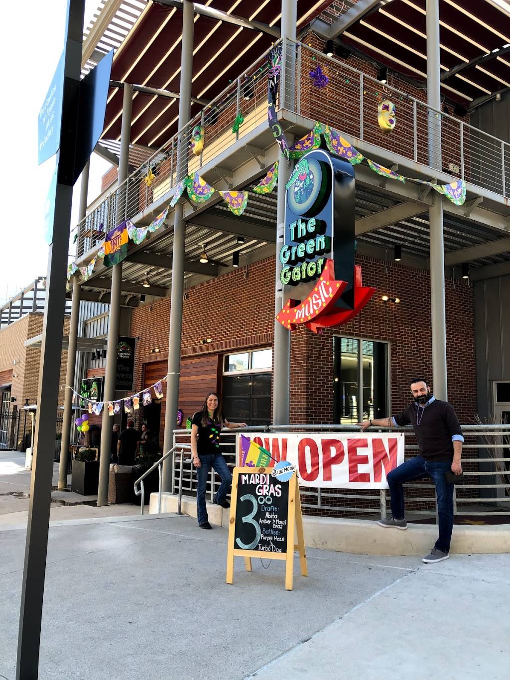 The Green Gator Toyota Music Factory | restaurant | 340 West Las Colinas Boulevard STE 100, Irving, TX 75039, USA | 4697066190 OR +1 469-706-6190