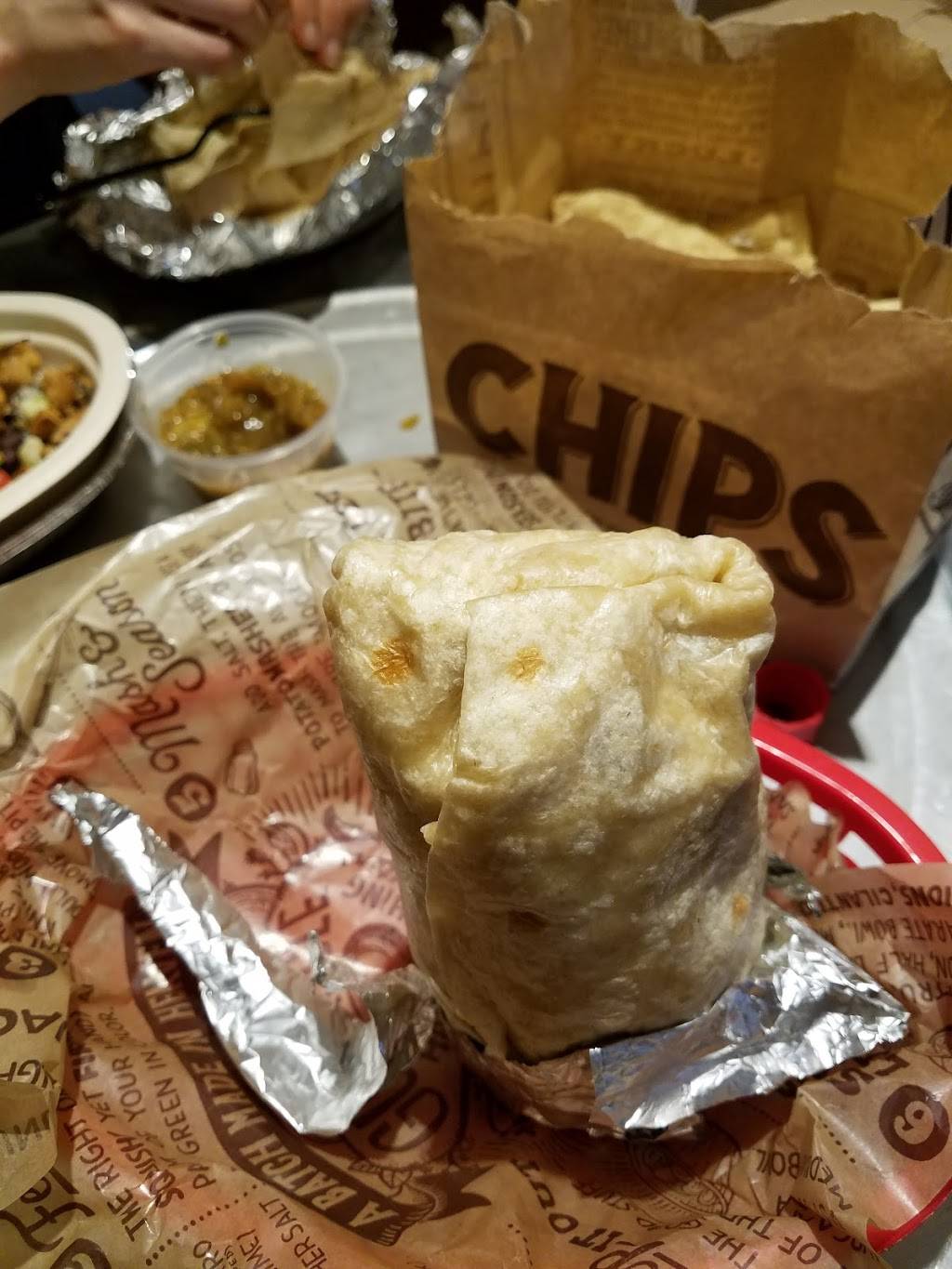 Chipotle Mexican Grill | restaurant | 394 Myrtle Ave, Brooklyn, NY 11205, USA | 7188553517 OR +1 718-855-3517