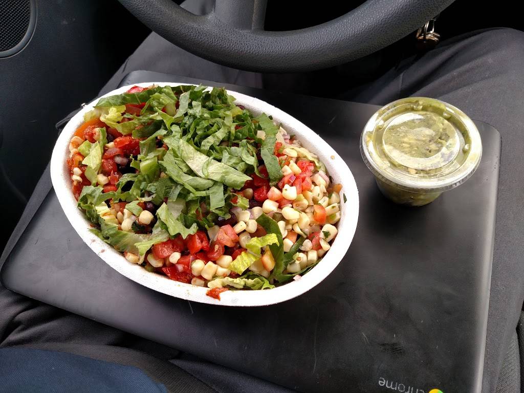 Chipotle Mexican Grill | restaurant | 6920 Mission Rd ste c, Prairie Village, KS 66208, USA | 9132621305 OR +1 913-262-1305