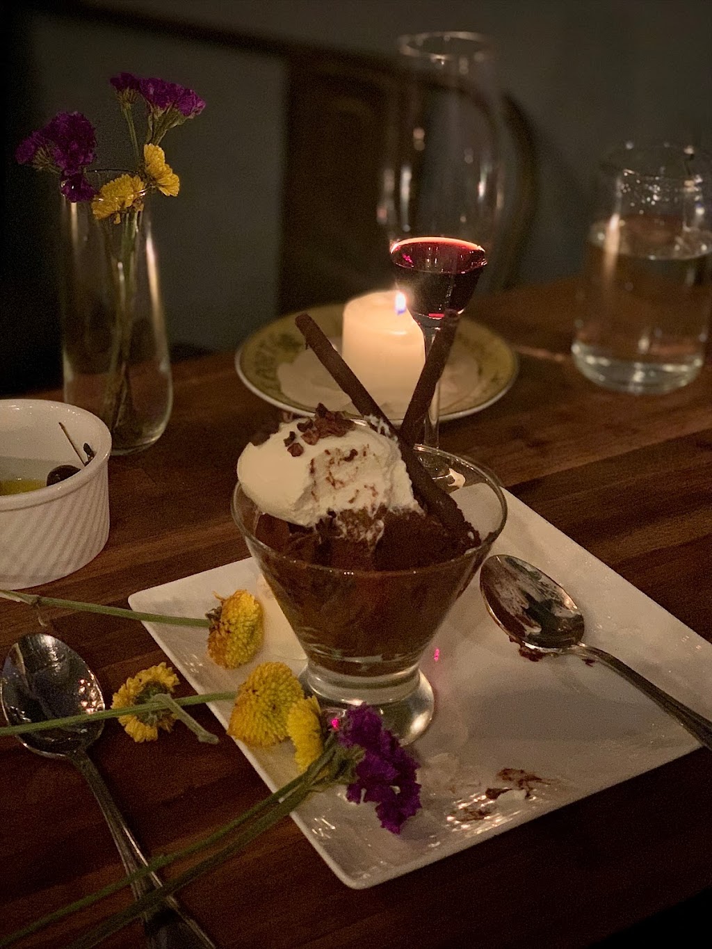 Cest Si Bon! Bistro+Vins | restaurant | 22 NE 7th Ave, Portland, OR 97232, USA | 5039353761 OR +1 503-935-3761