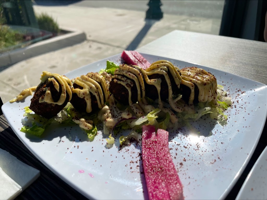 Falafel Flame | restaurant | 22648 Mission Blvd, Hayward, CA 94541, USA | 5103305000 OR +1 510-330-5000