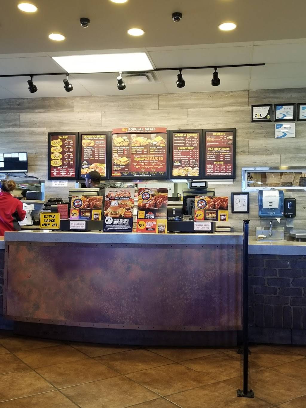 Zaxbys Chicken Fingers & Buffalo Wings | restaurant | 102 Limestone Pkwy, Calera, AL 35040, USA | 2056689886 OR +1 205-668-9886