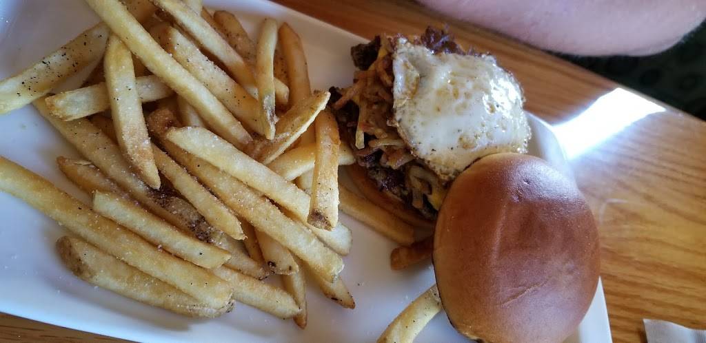 Applebees Grill + Bar | restaurant | 7441 W Newberry Rd, Gainesville, FL 32605, USA | 3523328877 OR +1 352-332-8877