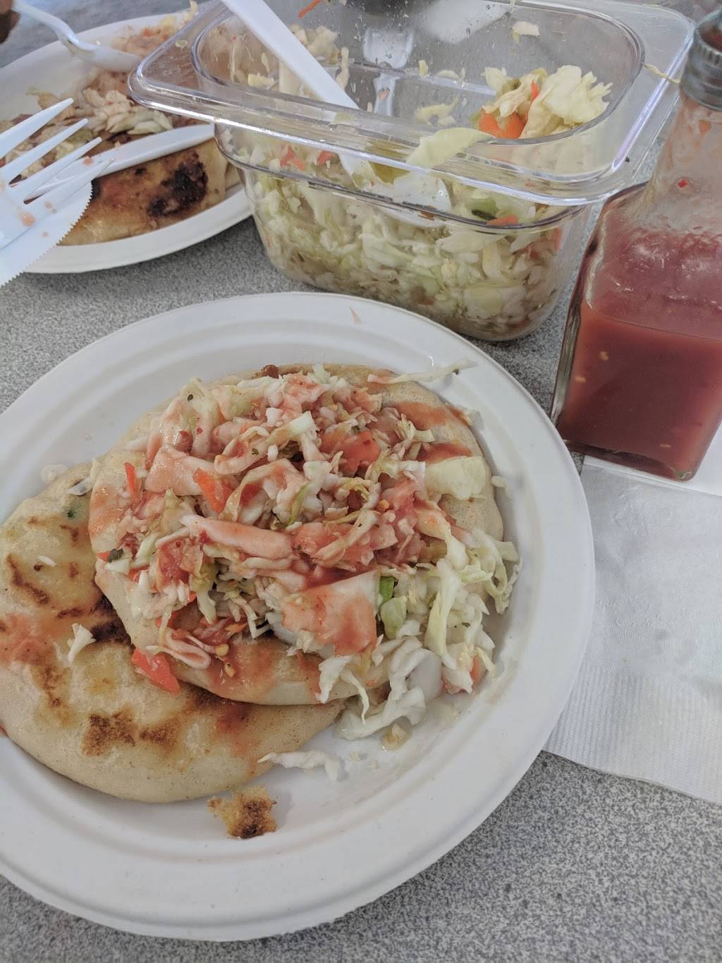 El Salvador Cafe 2 | restaurant | 82001 CA-111, Indio, CA 92201, USA | 7607757274 OR +1 760-775-7274