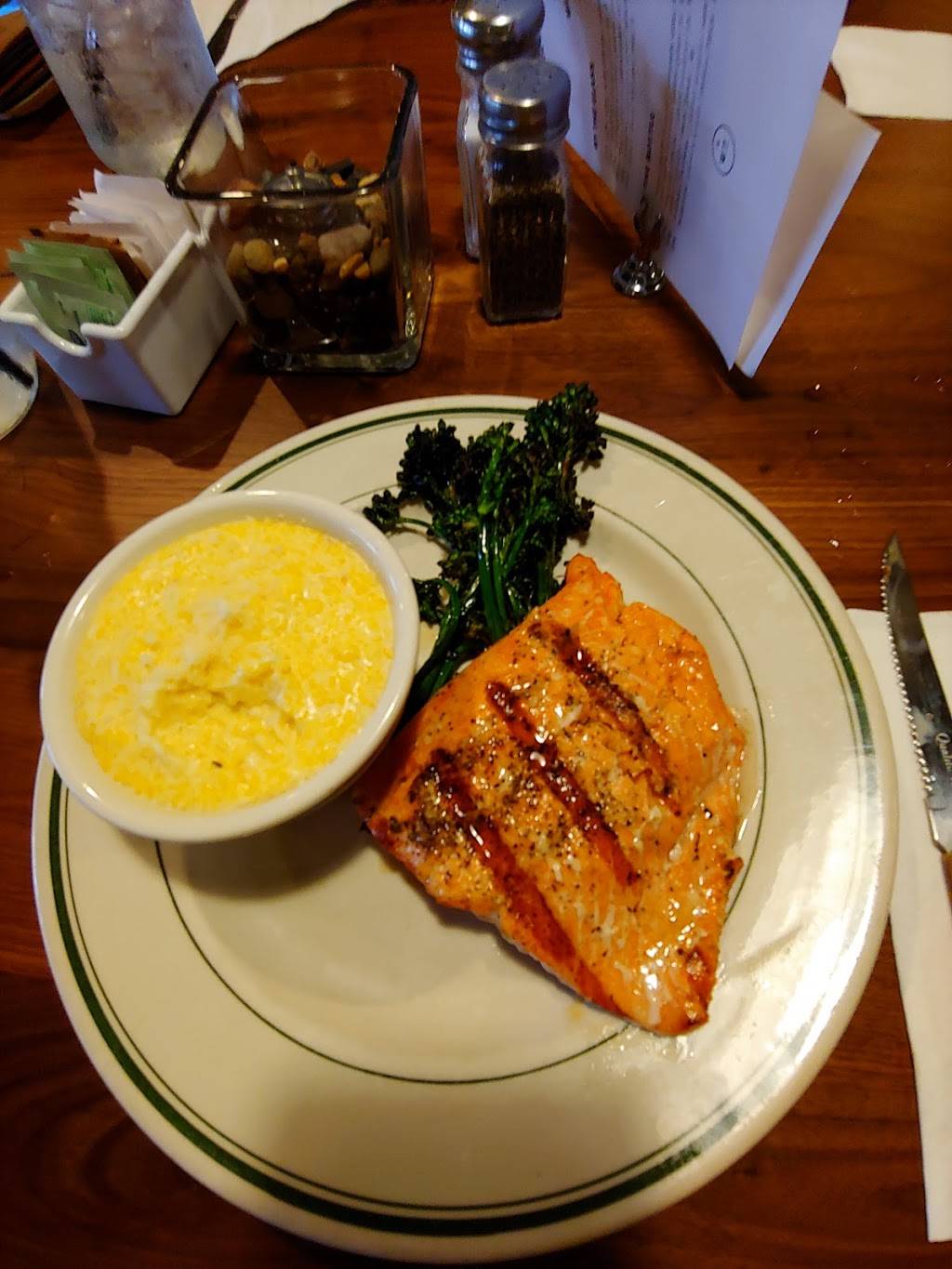 Washougal Times | restaurant | 1826 E St, Washougal, WA 98671, USA | 3608352488 OR +1 360-835-2488