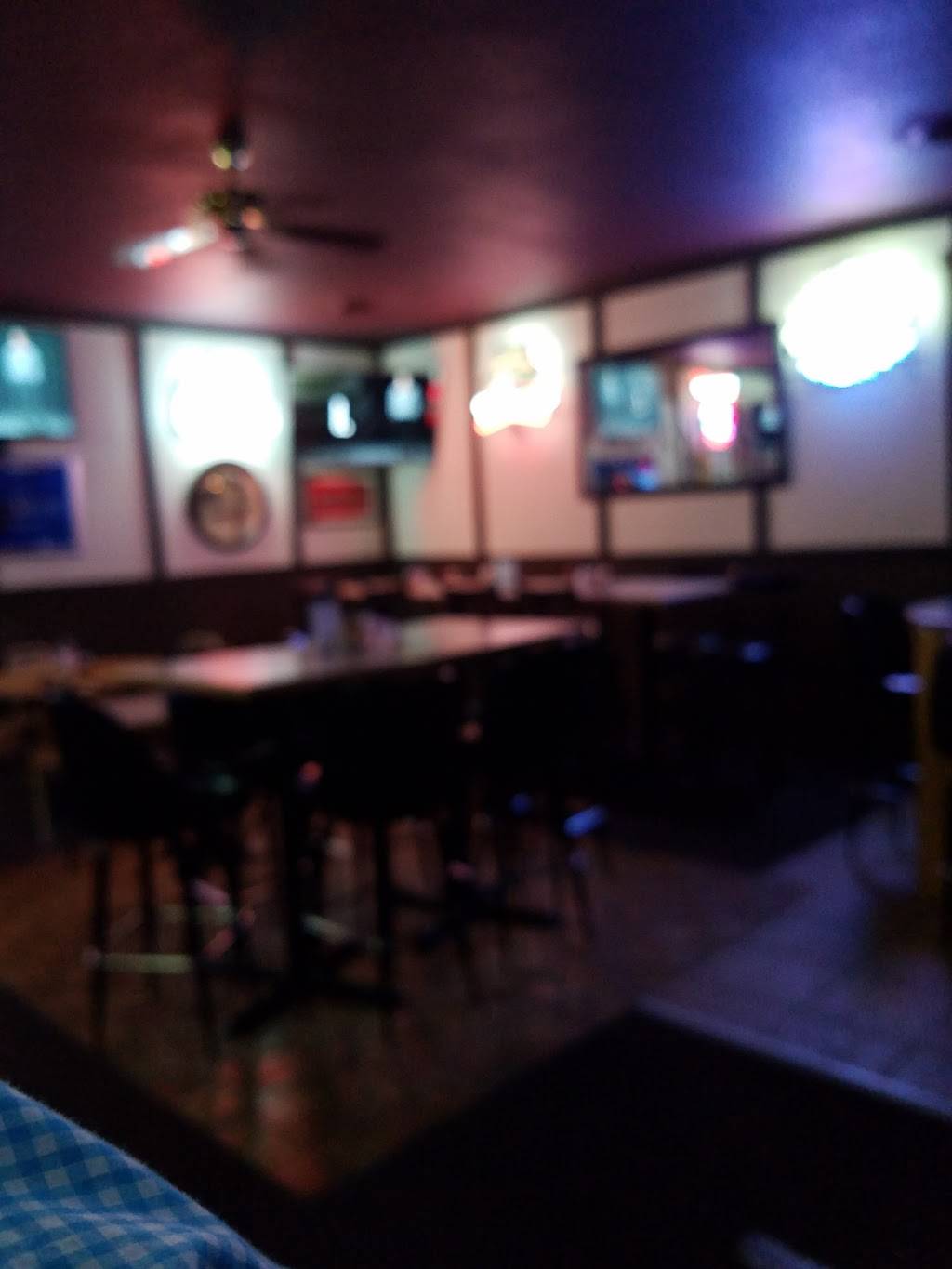 Ye Olde Underground Inn | restaurant | 219 S 6th St, Princeton, IL 61356, USA | 8158752782 OR +1 815-875-2782