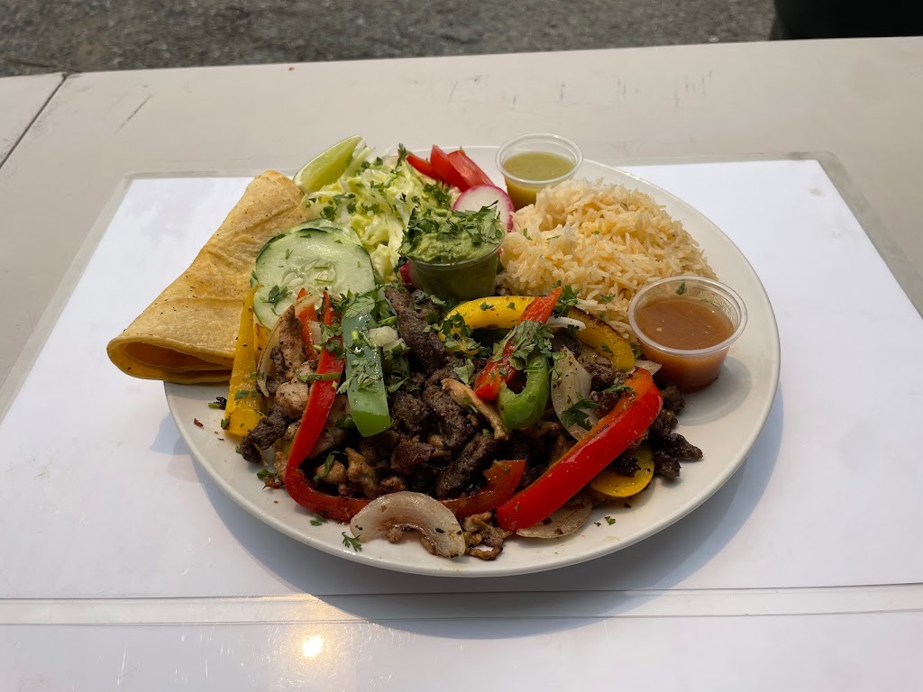 Craving Food Truck | restaurant | 13200 Old Marlboro Pike, Upper Marlboro, MD 20772, USA | 2025774826 OR +1 202-577-4826