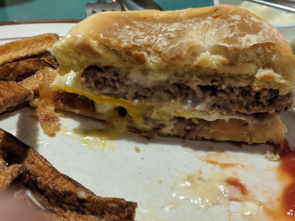 Sweet Henries Ice Cream | restaurant | 1365 Gardner Blvd, Norton, OH 44203, USA | 3308250365 OR +1 330-825-0365