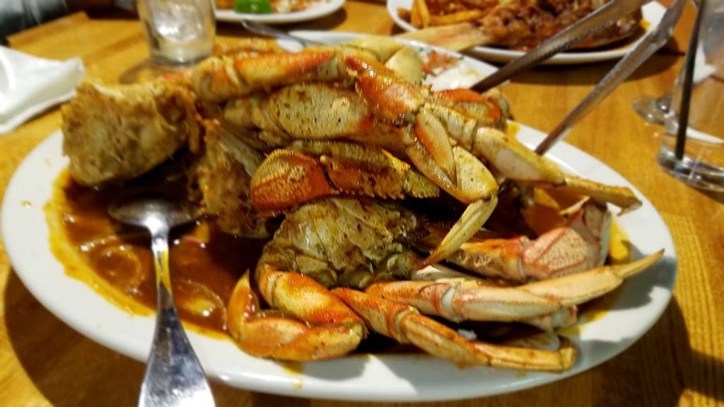 Langostinos Nayarit | restaurant | 1590 Busse Rd, Mt Prospect, IL 60056, USA | 8473649988 OR +1 847-364-9988