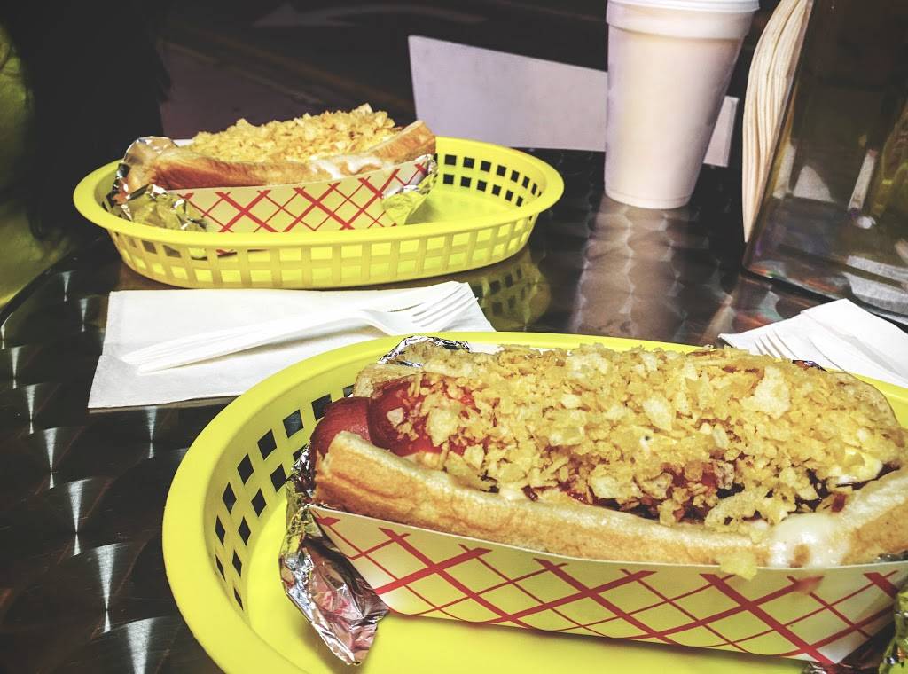 La Perrada De Edgar | restaurant | 6976 Collins Ave, Miami Beach, FL 33141, USA | 3058664543 OR +1 305-866-4543