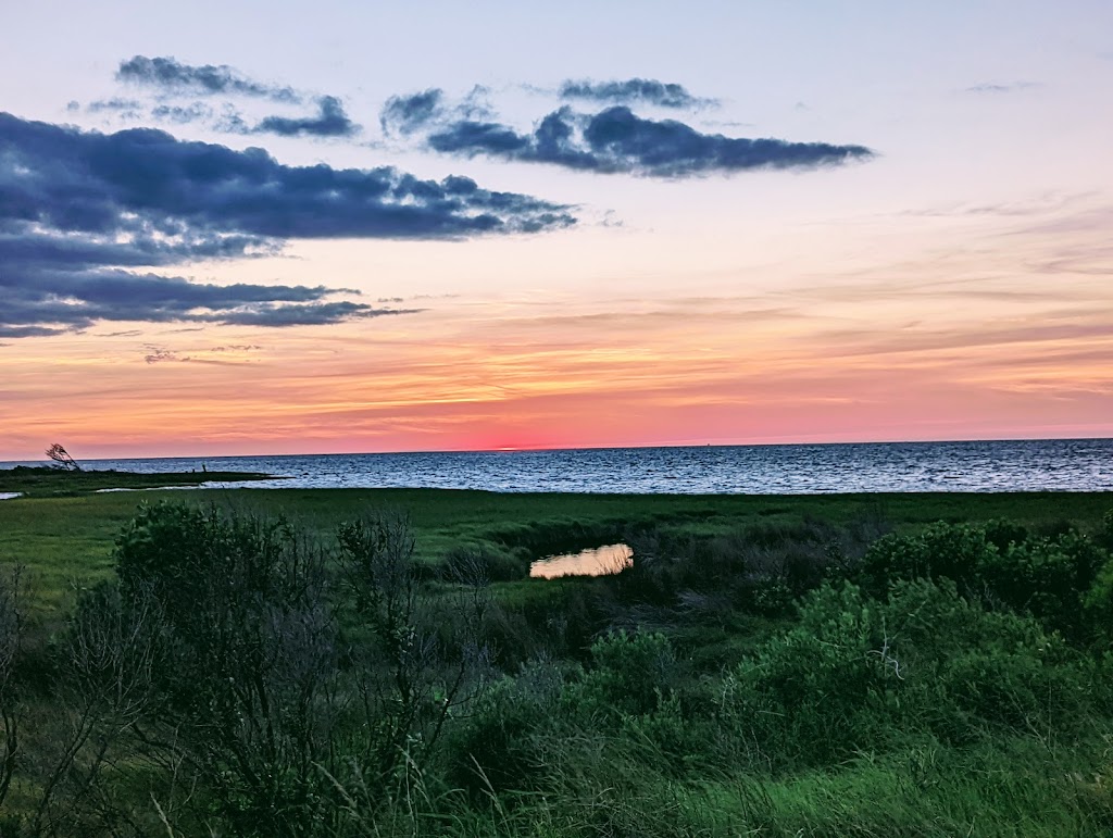 Sandbar & Grille, inc. | restaurant | 49252 North Carolina Hwy 12, Buxton, NC 27920, USA | 2529953413 OR +1 252-995-3413