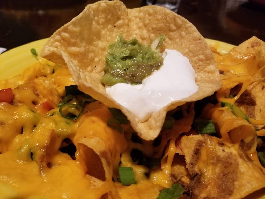 El Charro Restaurant & Cantina | restaurant | 2109 9th St, Greeley, CO 80631, USA | 9703528171 OR +1 970-352-8171