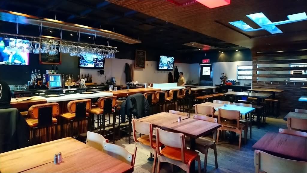 Cactus Restaurant Bar | restaurant | 814 Avenue Myrand, Québec, QC G1V 2V5, Canada | 4185279111 OR +1 418-527-9111