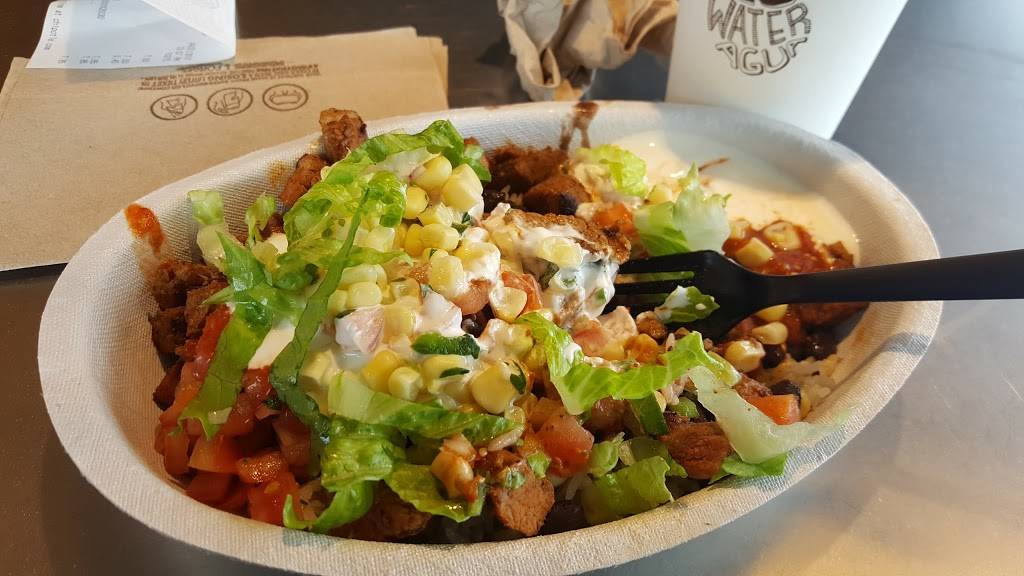 Chipotle Mexican Grill | restaurant | 3125 Fairlane Drive, Allen Park, MI 48101, USA | 3139821569 OR +1 313-982-1569