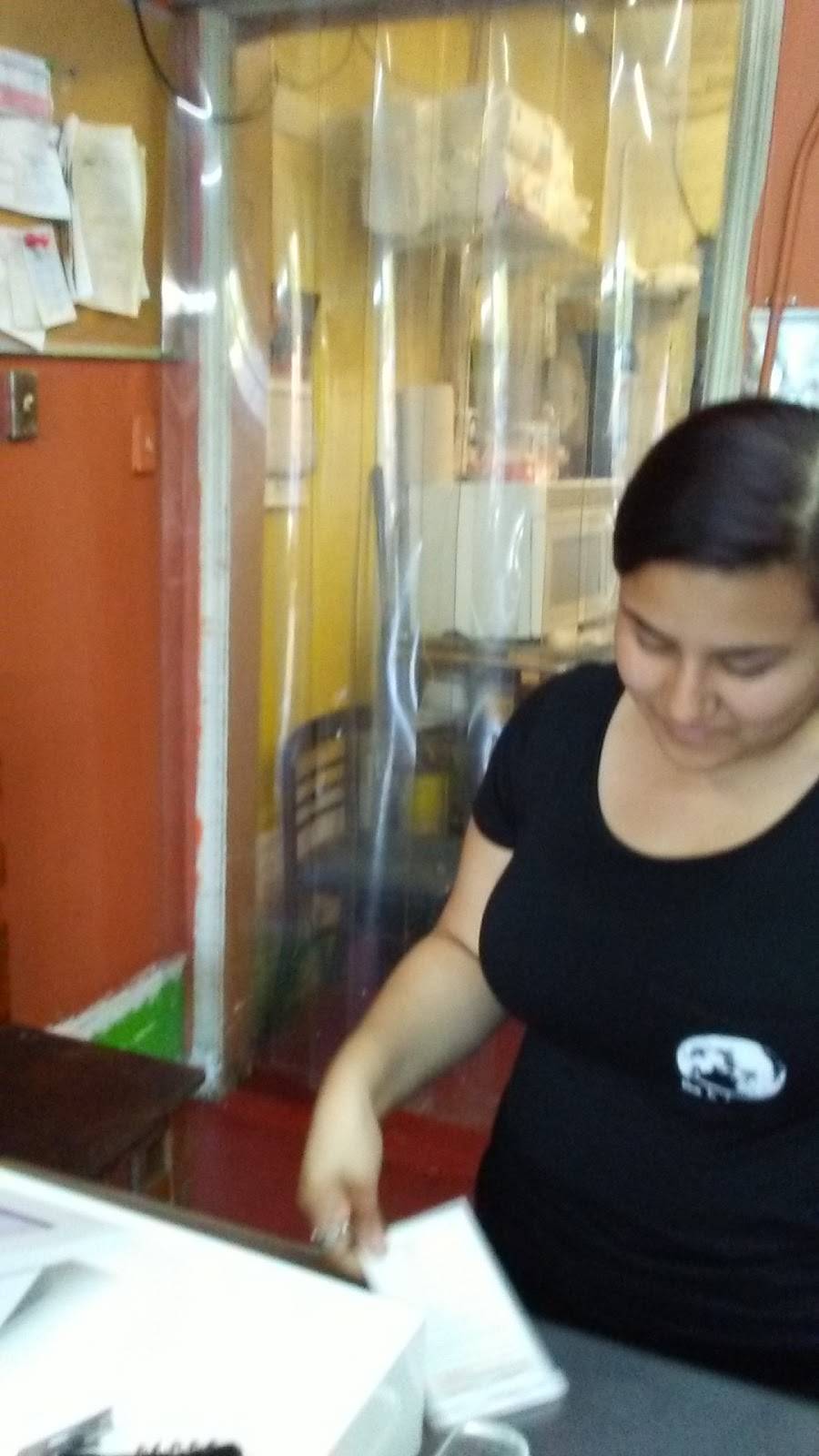 Don Burger Taco & More | restaurant | 2103-2107 Palo Alto Rd, San Antonio, TX 78211, USA | 2109224311 OR +1 210-922-4311