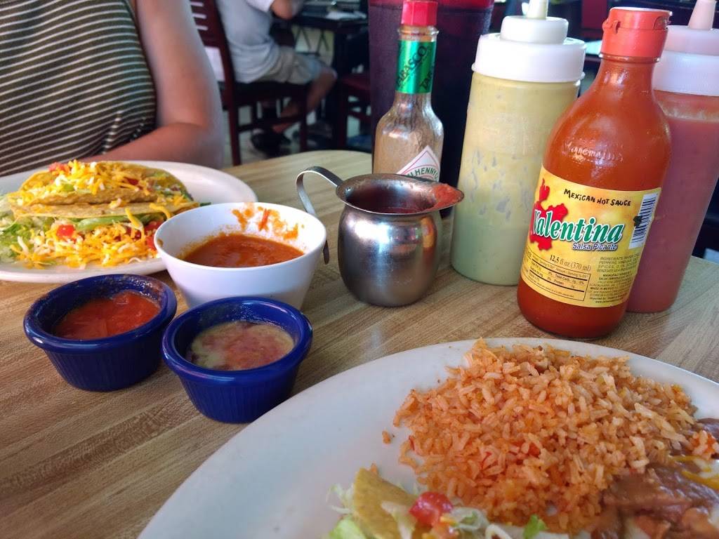 Los Verdes Restaurante Mexicano | restaurant | 403 S Avenue G, Clifton, TX 76634, USA | 2546752373 OR +1 254-675-2373