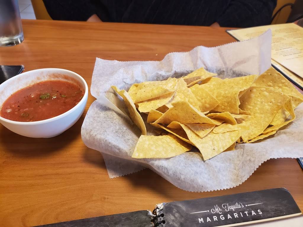 Mr Tequilas | restaurant | 935 S East St, Indianapolis, IN 46225, USA | 3179913058 OR +1 317-991-3058