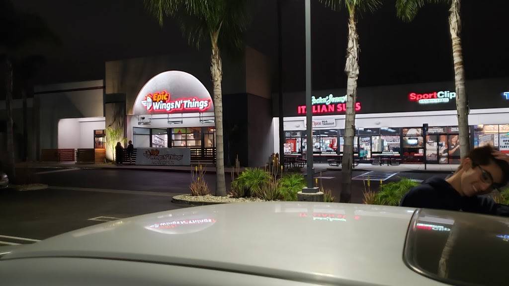 Epic Wings | restaurant | 1054 W Valley Pkwy, Escondido, CA 92025, USA | 7604809464 OR +1 760-480-9464