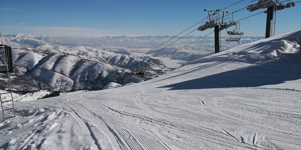 Bearclaw Cabin | restaurant | 8841 N Alpine Loop Scenic Byway, Sundance, UT 84604, USA | 8012234157 OR +1 801-223-4157